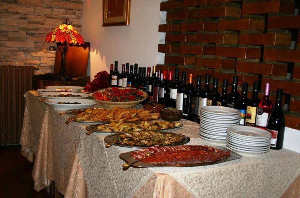 Hotel Duca Di Calabria Serra San Bruno Extérieur photo