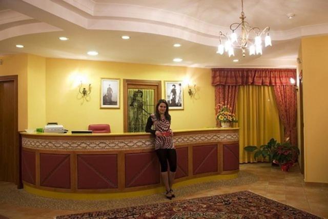 Hotel Duca Di Calabria Serra San Bruno Extérieur photo