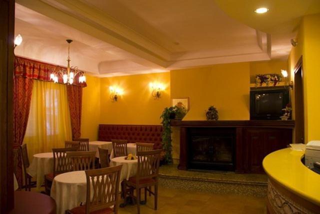 Hotel Duca Di Calabria Serra San Bruno Extérieur photo