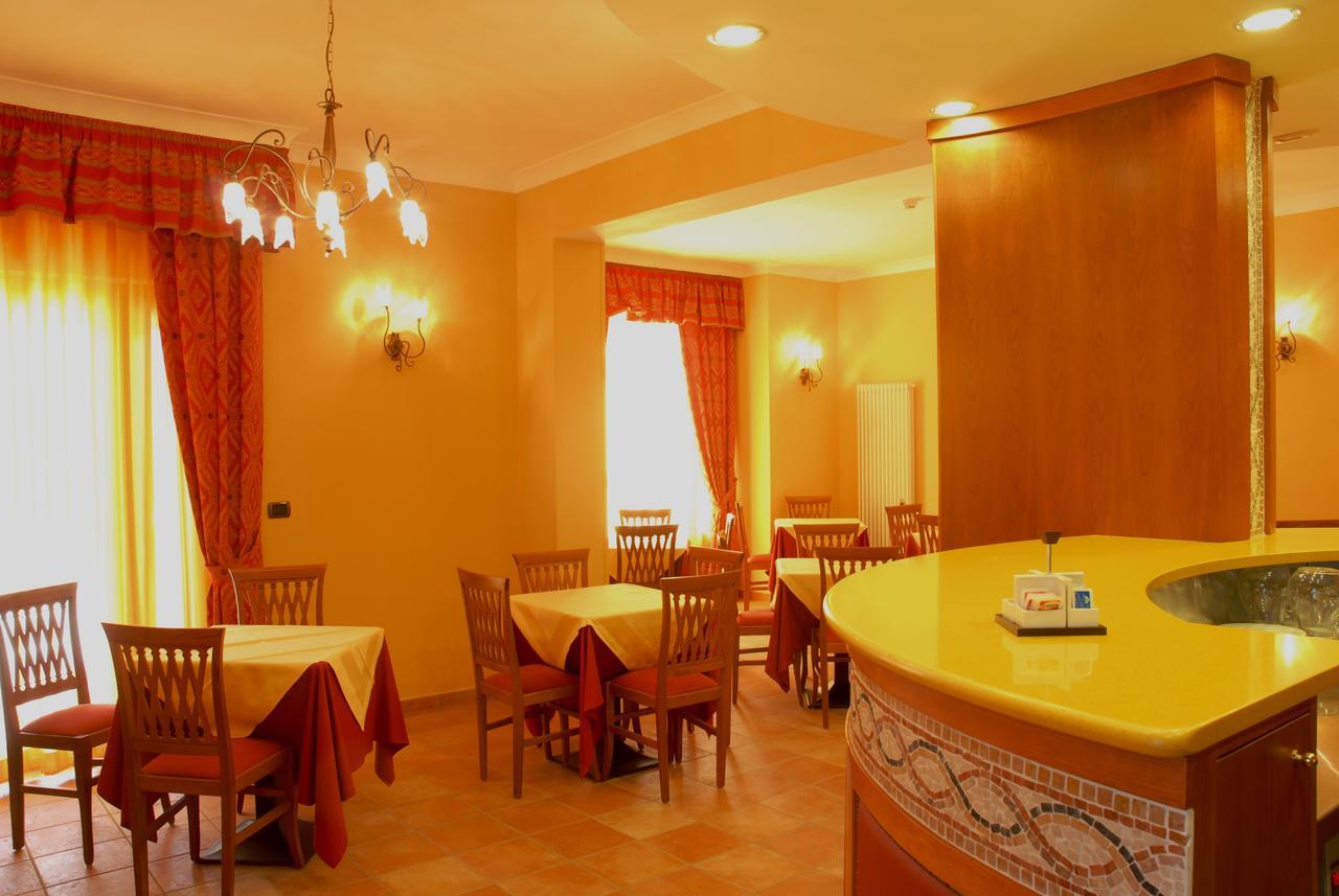 Hotel Duca Di Calabria Serra San Bruno Extérieur photo